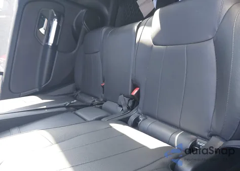 2021 Mercedes-Benz Glb 250 4Matic z USA, uszkodzony, nr VIN W1N4M4HB0MW104535